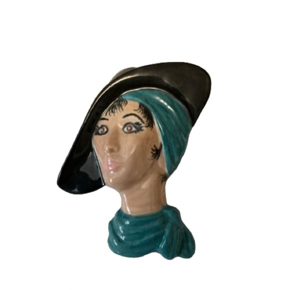 Vintage 80s sophisticated lady brooch - Picture 1 of 6